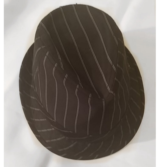 Hat - Picture 1 of 3